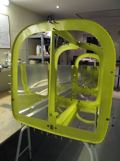aft-fuselage-012-400x aft-fuselage-012-400x