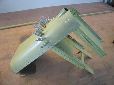 aft-fuselage-036-400x aft-fuselage-036-400x