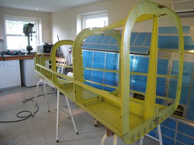 aft-fuselage-039-400x aft-fuselage-039-400x