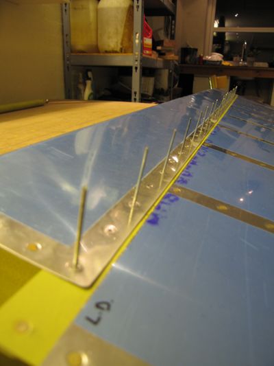ailerons-085-400x ailerons-085-400x