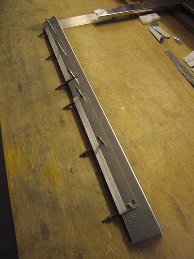 bulkheads-065-400x bulkheads-065-400x