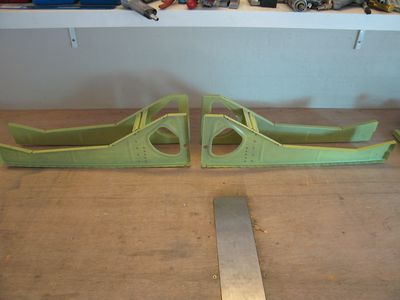 center-fuselage-074-400x