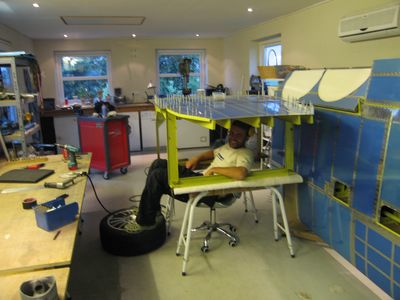 center-fuselage-081-400x